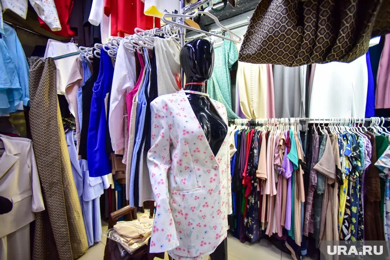 Помещение предлагается с товаром в Кургане