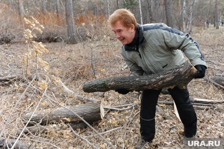 Владимир Елистратов не потянул груз муниципальной службы