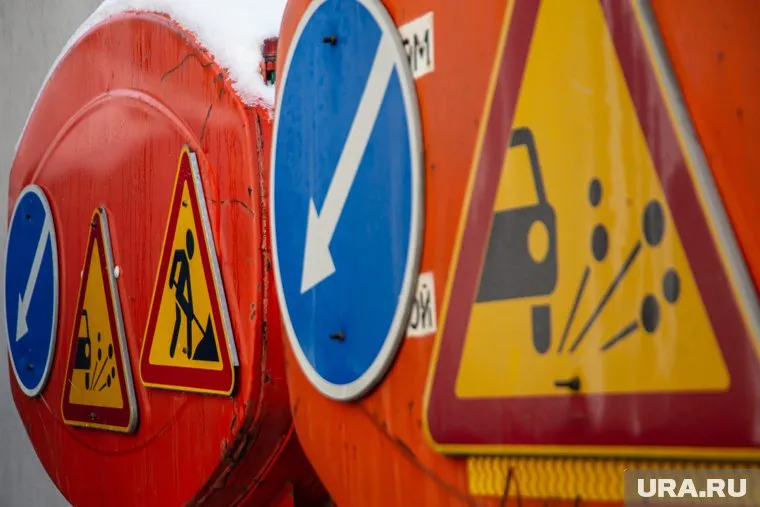 На участке трассы Ишим — Маслянский установлены временные дорожные знаки