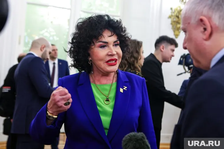 Надежда Бабкина заявила, что ей достаточно того звания, которое у нее сейчас есть 