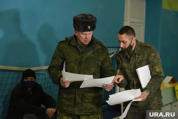 В военкомате Сургута появились очереди