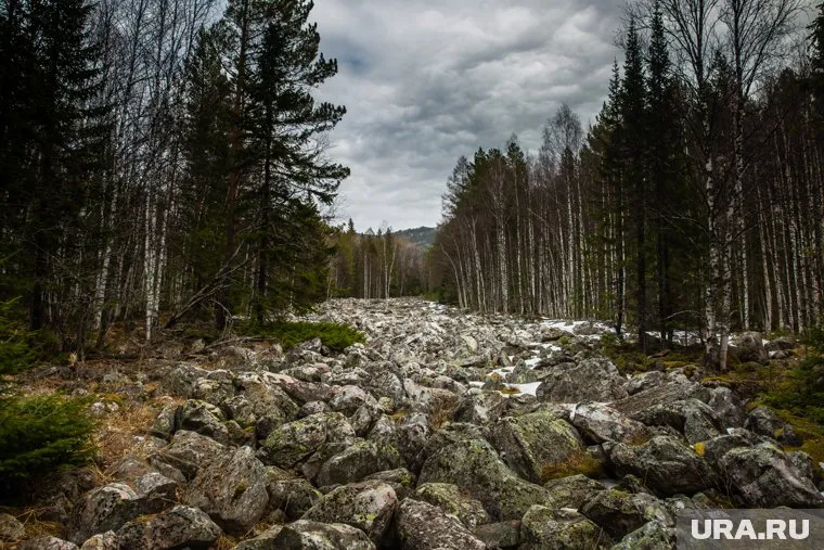 Туриста ищут четвертые сутки, сегодня ночью в нацпарке сильно испортится погода