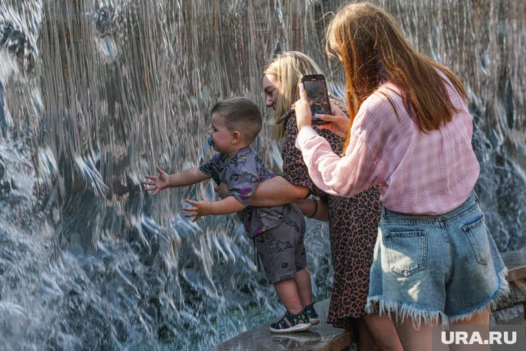 Средняя температура поверхности Земли в ноябре составила 14,02 °C