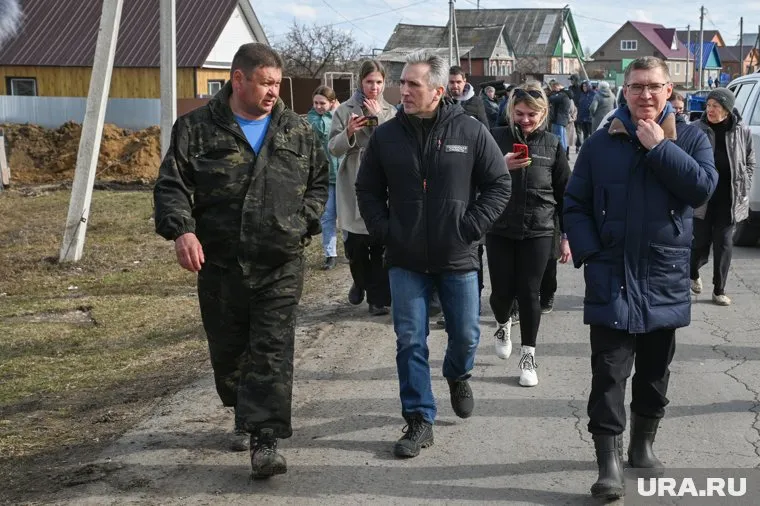 По данным источников агентства, глава региона почти круглосуточно работает «в полях»