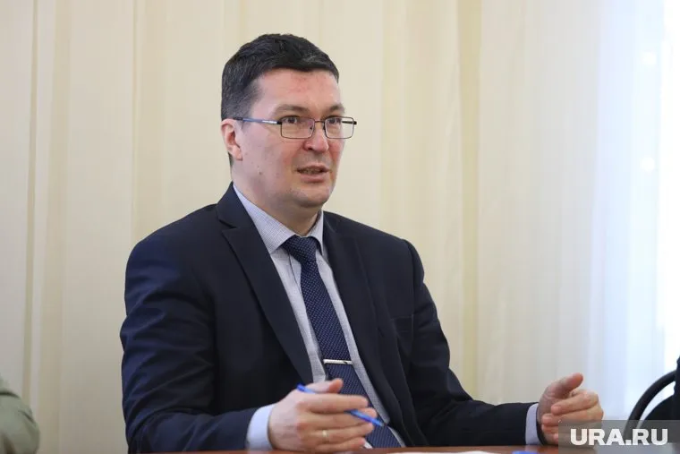 Андрей Кочеров предложил решать спор по кетовской школе за столом переговоров