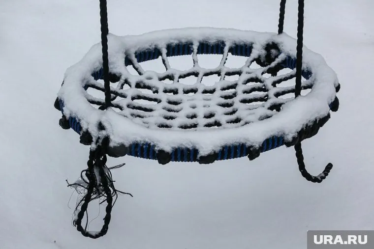 На территории Югры в начале недели будет идти снег