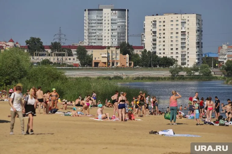 Выше по течению реки Тобол за пляжем «Бабьи пески» подтвердили наличие нефтепродуктов в воде и почве