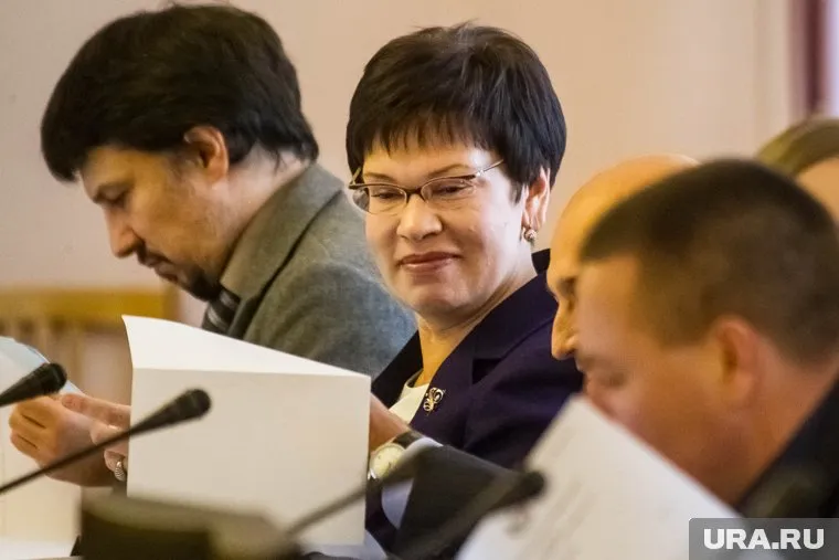 Татьяна Крупина надеется на лучшее, но готова к худшему варианту развития событий с доходами бюджета Тюменской области