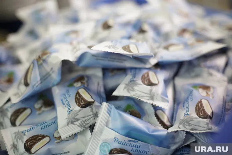 Трудиться необходимо на складе интернет-магазина кондитерских изделий