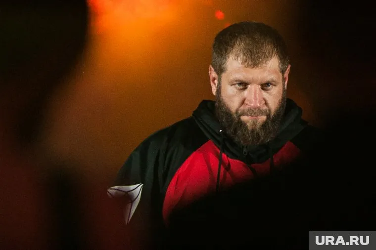 Александр Емельяненко устроил двойное ДТП в состоянии алкогольного опьянения