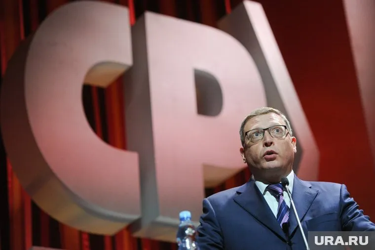 Александр Бурков по сей день незримо присутствует в свердловской политике