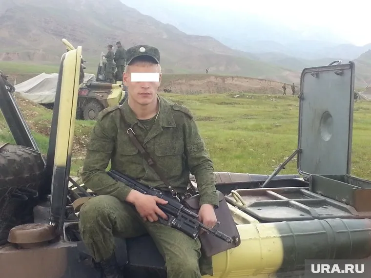 Следователь угрожал военнослужащему (на фото) возбудить уголовное дело за наркотики