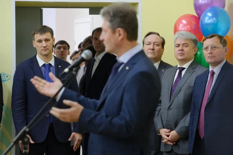 Открытие после реконструкции отделения восстановительного лечения ДГКБ №9. Екатеринбург, козицын андрей, трофимов игорь, шелякин валерий, креков павел, свалов алексей