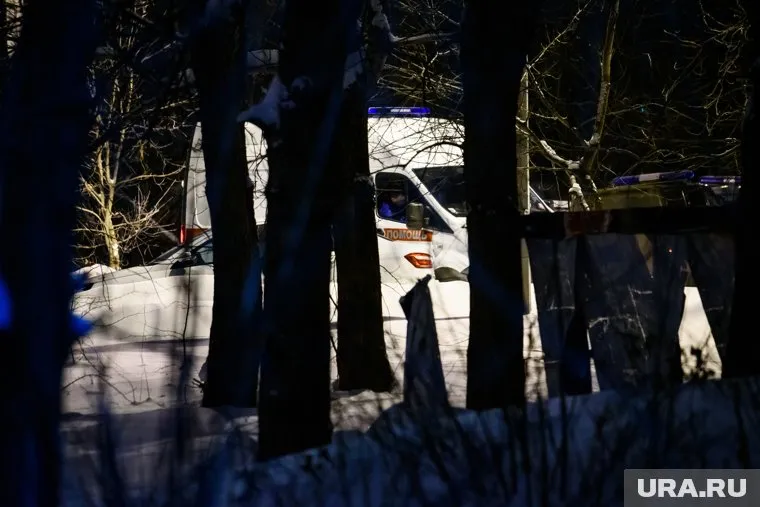 На месте происшествия прибыли сотрудники скорой помощи (архивное фото)