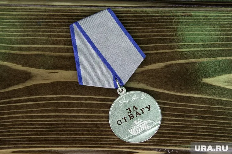 Мать погибшего на СВО курганца не дождалась выплат за медаль сына