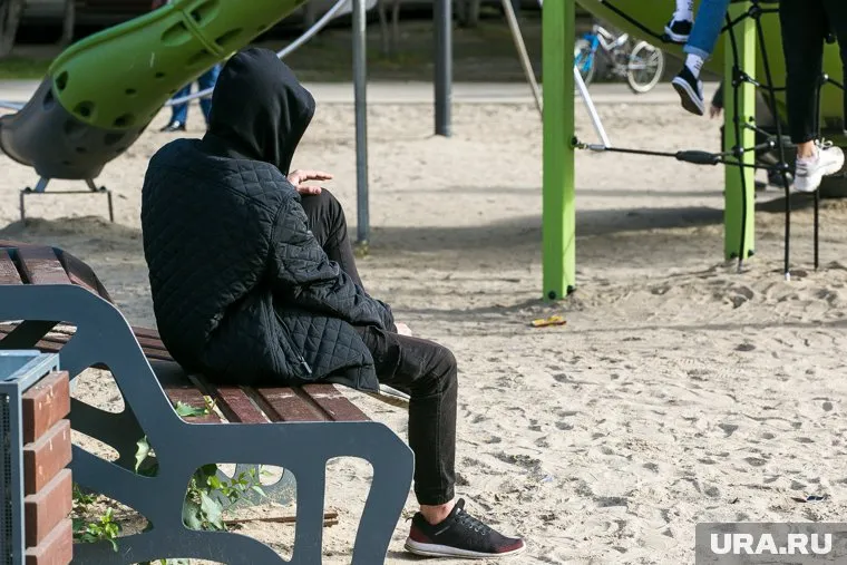 В городе сломали оборудование на площадке