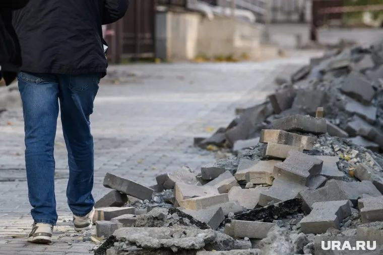 Улица Хохрякова (фото от 20 сентября)