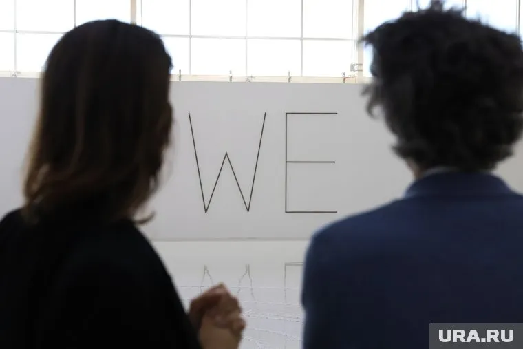 Открытие шестой Уральской биеннале современного искусства, к удивлению многих, пропустили свердловские политики