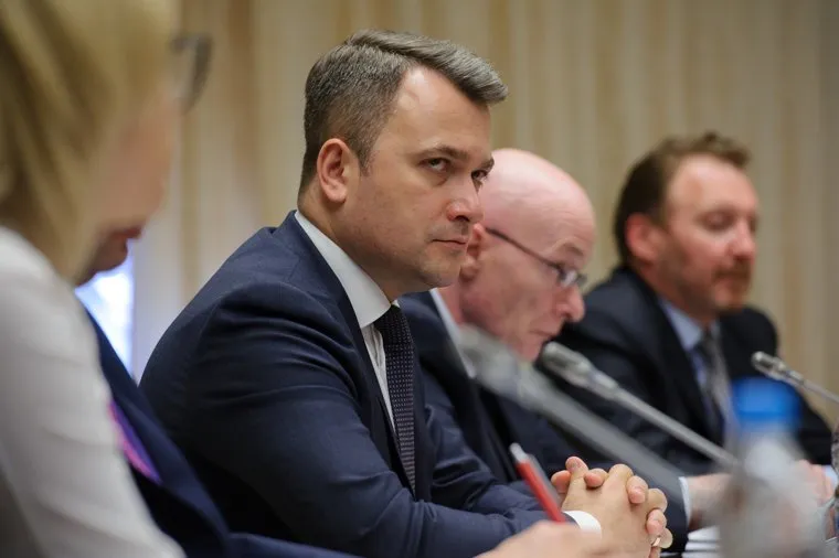 Совещание у Игоря Холманских по выборам 2017 и 2018 гг. Екатеринбург, морев сергей