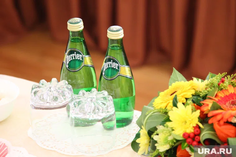 Минеральная вода может навредить организму, если постоянно ее пить