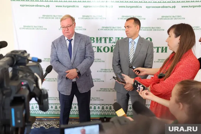 Степашин и Шумков рассказали курганским журналистам о комплексе малоэтажной застройки в Кургане