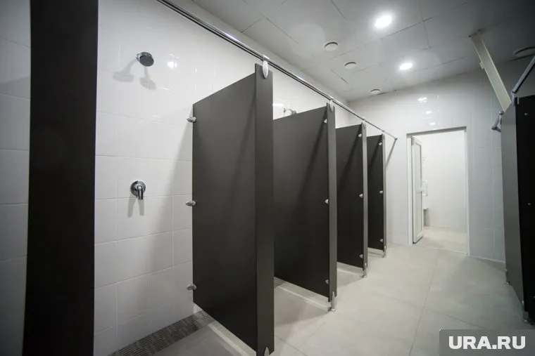 Скрытую камеру в душе обнаружила одна из сотрудниц (архивное фото)