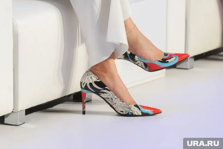 Три девушки выиграли региональный этап конкурса «Мисс Офис»