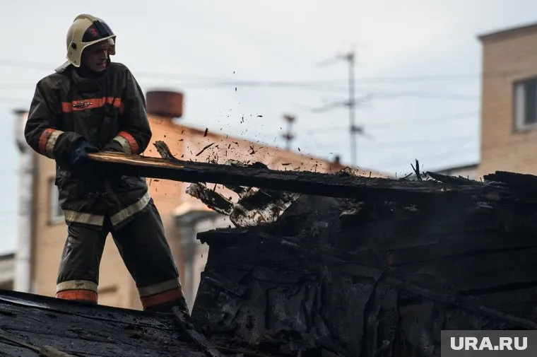 В тушении пожара приняли участие 79 человек и 8 единиц спецтехники (фото из архива)