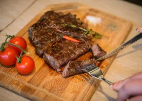 На месте закрытого гриль-бара в Сургуте откроется мясной ресторан