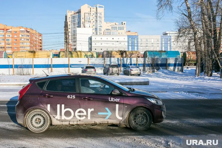 Угонщик бросил автомобиль из-за того, что в нем закончился бензин
