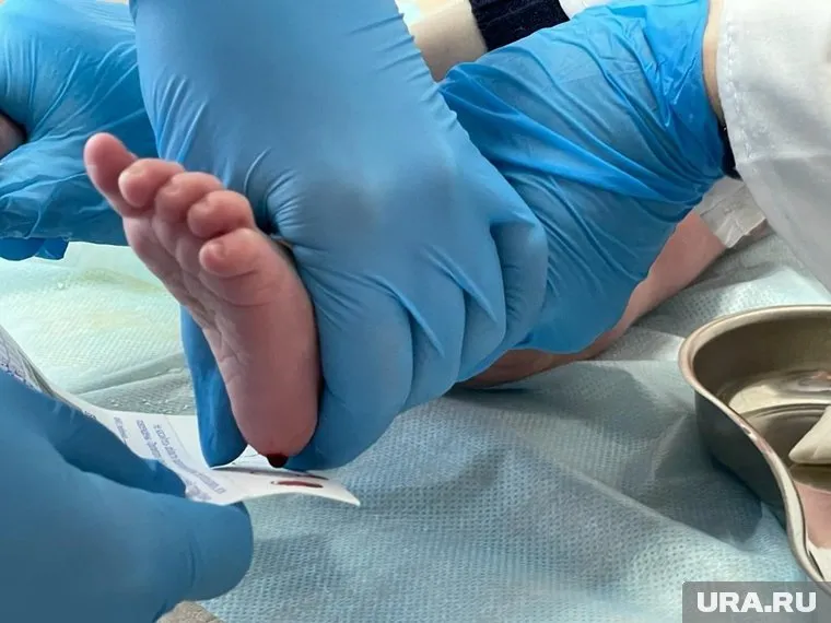 У каждого младенца медики в родильном доме берут анализ крови из пятки