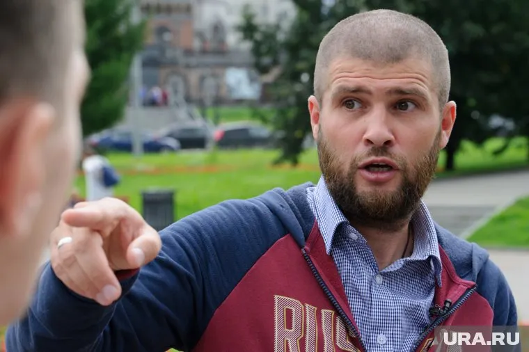 Алиев готов поступить с Учителем так же, как с манекеном