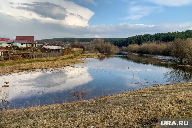 Подъем уровня воды связан с осадками и потеплением