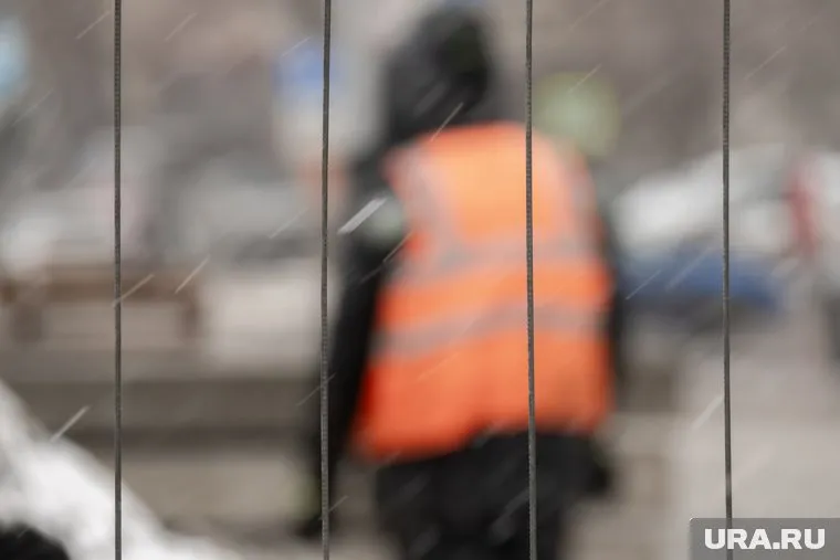 Трудовые мигранты продолжают активно ехать на заработки в Тюменскую область