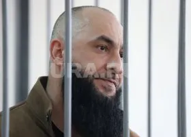 Хам на Mercedes, вырубивший девушку в Екатеринбурге, признал вину