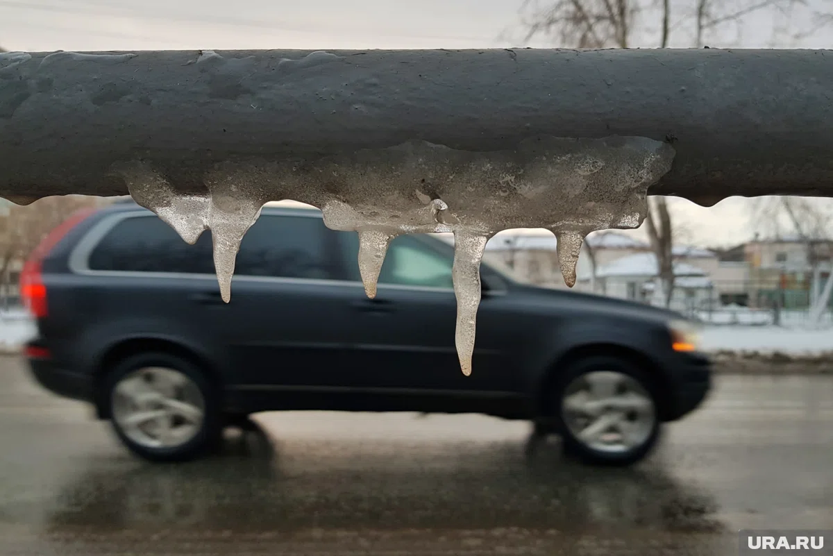 Водителей предупредили об гололедице