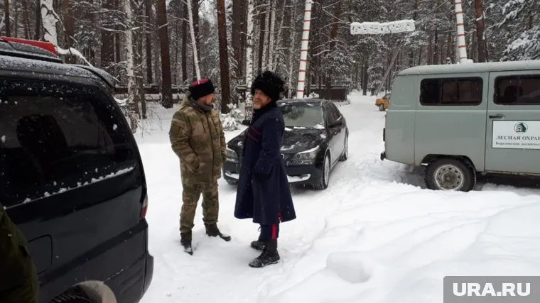 Въезд на автодром перекрыли казаки