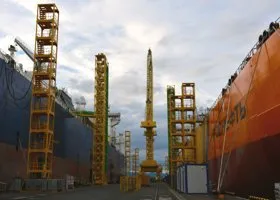 Reuters: нападения хуситов в Красном море являются угрозой для РФ