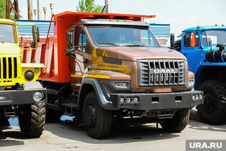 До конца 2022 года на автозавод «Урал» планируют принять около 300 новых сотрудников