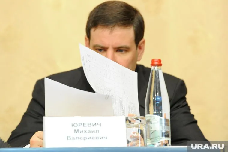 Как заявляет адвокат, Михаил Юревич проходит по делу Дениса Сугробова как свидетель