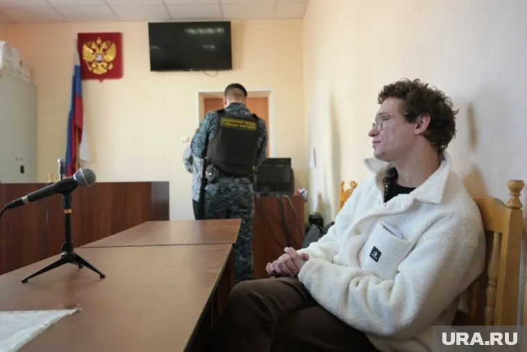 Никита Кологривый отметил, что планирует выспаться, наесться и написать стихи за неделю ареста