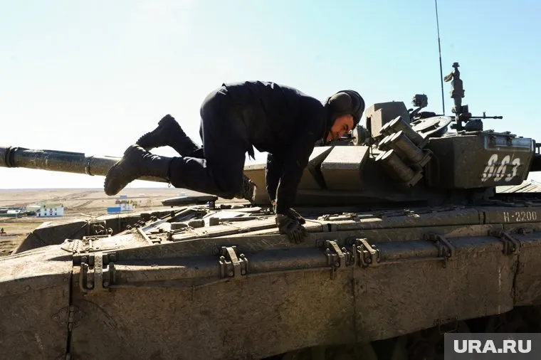 Блогер передал, что все живы, здоровы и полны энергии