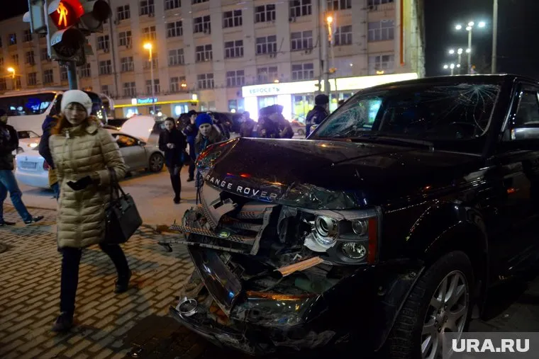 За рулем автомобиля сидела женщина (архивное фото)