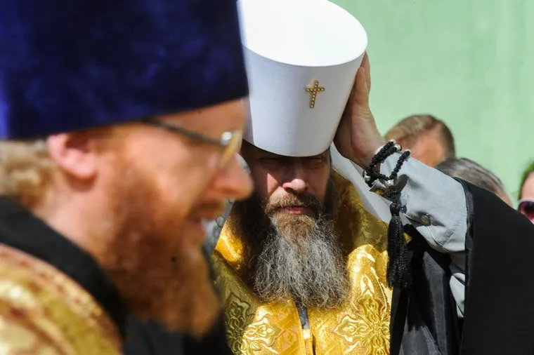 Освящение новых куполов Свято-Симеоновского храма. Челябинск, рпц, митрополит никодим, христианство, религия, вера