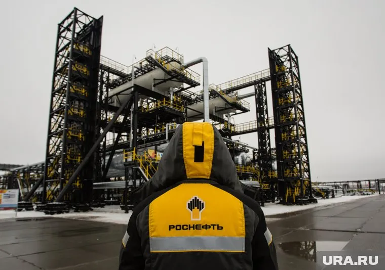 Объемы поставок «Роснефти» Помпео не назвал