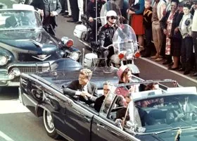 Стало известно о романе экс-президента США Кеннеди со стюардессой, забеременевшей от него
