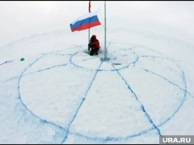 Россия расширяет свое военное присутствие в Арктике, отмечает издание