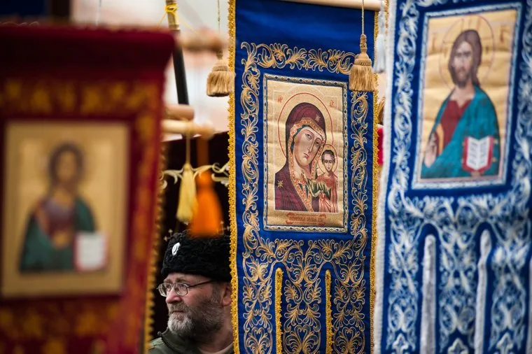 Крестный ход, посвященный Дню народного единства и празднику Казанской иконы Божией Матери. Екатеринбург