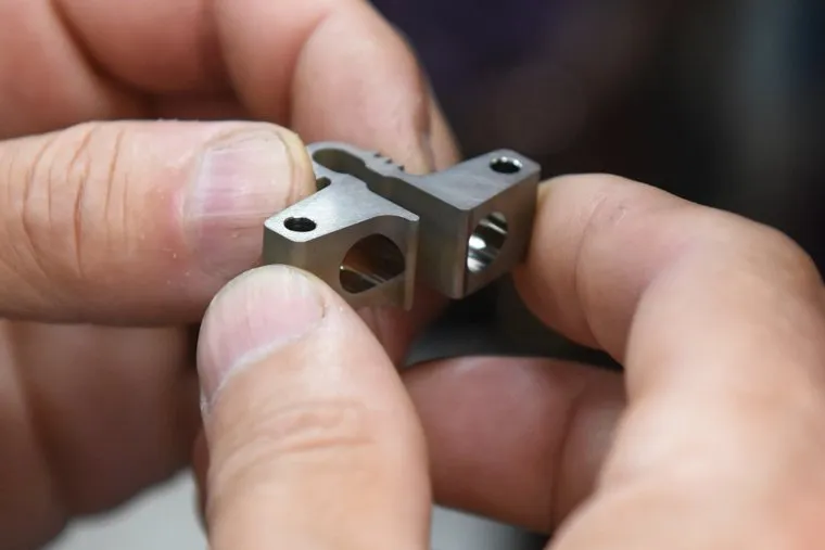 Визит министра промышленности и науки Свердловской области Сергея Пересторонина на импортозамещающее производство медицинских изделий. Екатеринбург