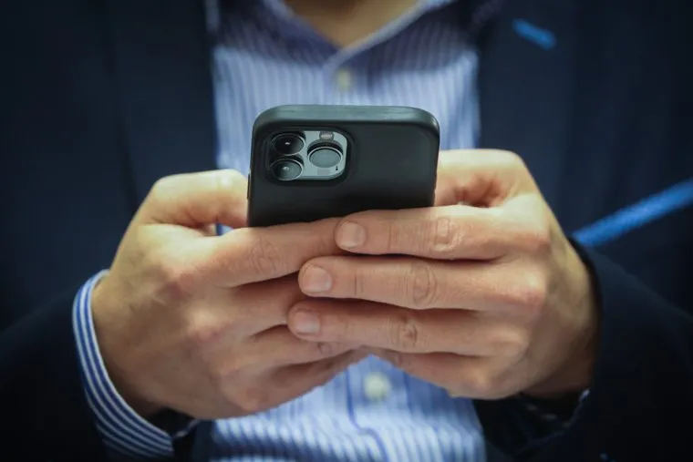 смартфон. Москва